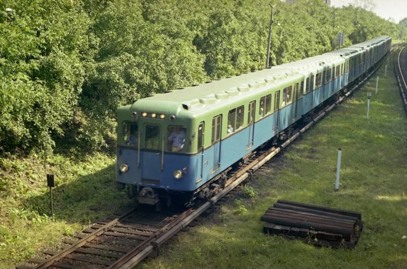 Еж-3 вагон метро