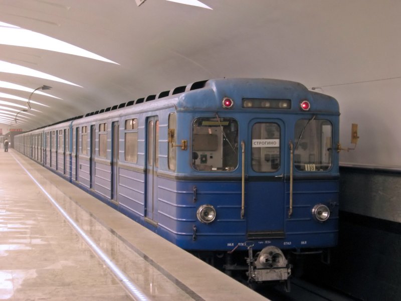 Вагон метро типа еж3