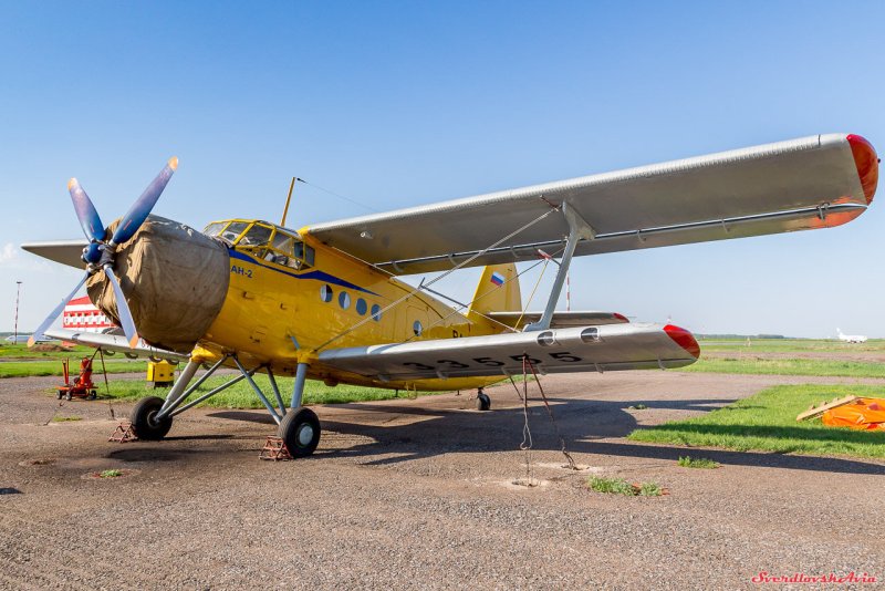 АН 2 бомбардировщик