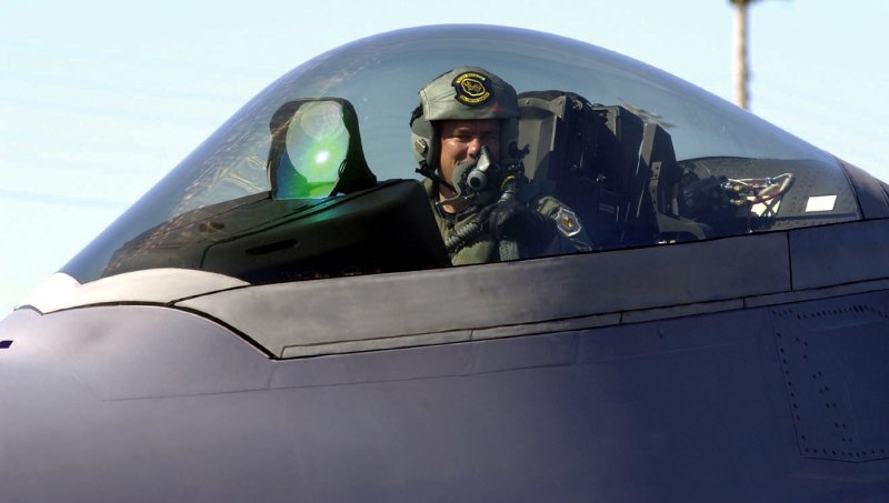 F-22 фонарь кабины