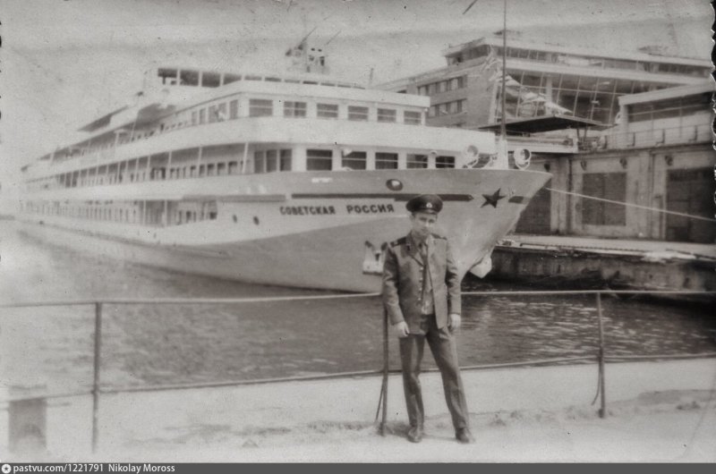Теплоход Барнаул 1968