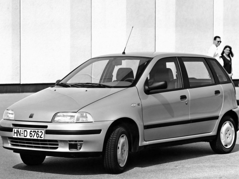 Fiat punto 1 поколение