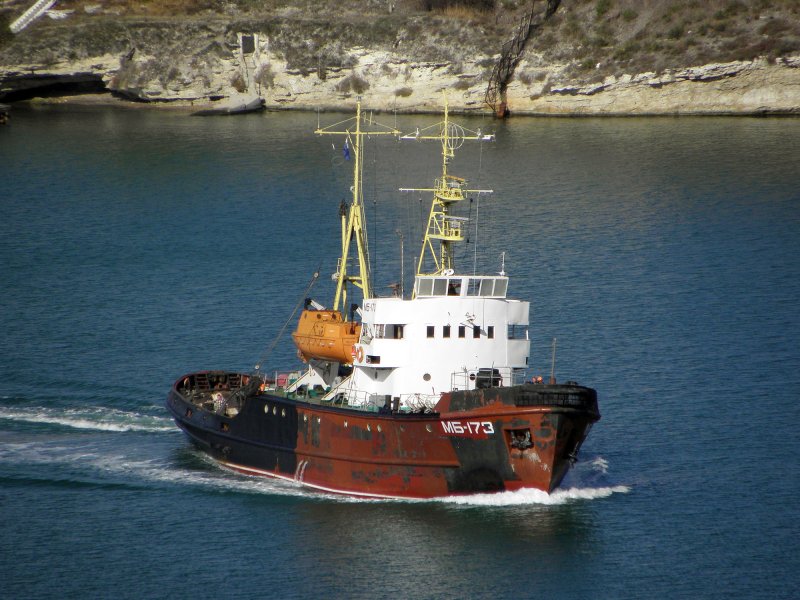 Морской буксир "МБ-6095"