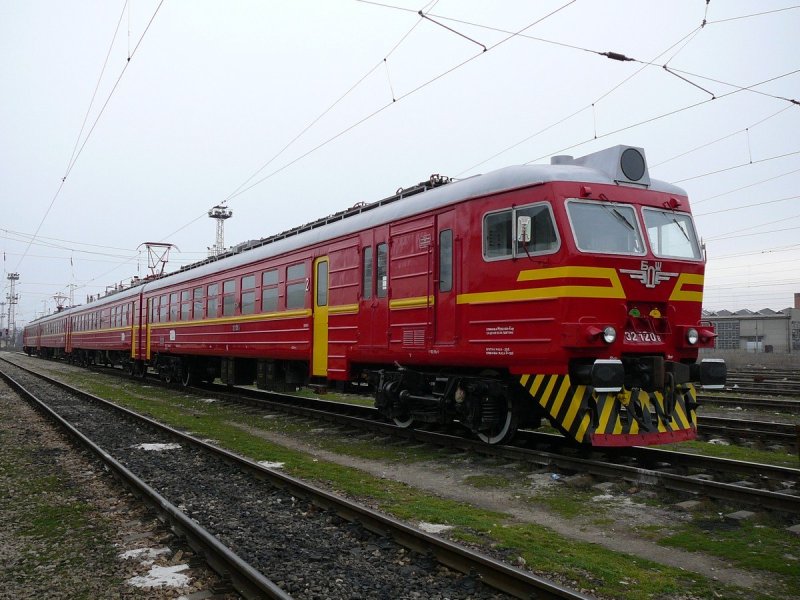 Эр25 электропоезд
