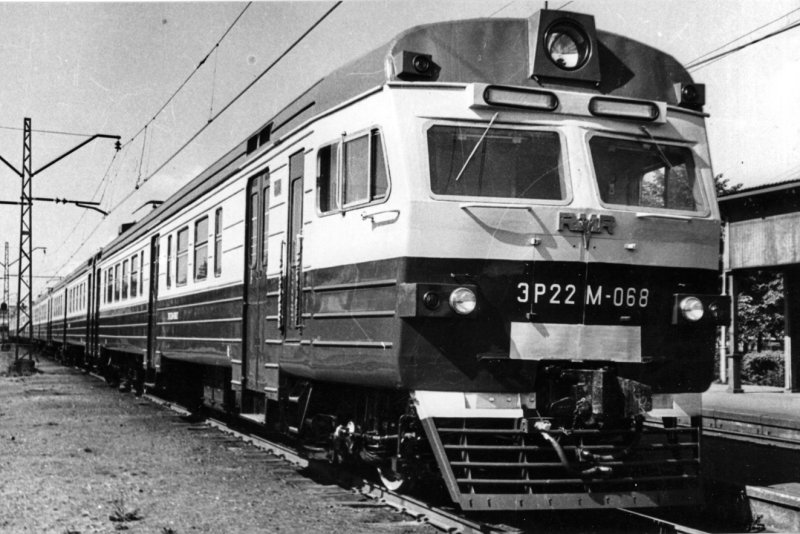 Эр22 электропоезд