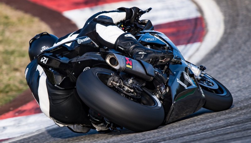 Yamaha r1 2018
