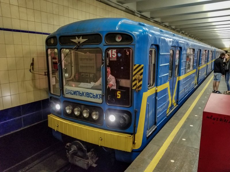 Номерной вагон 81-717