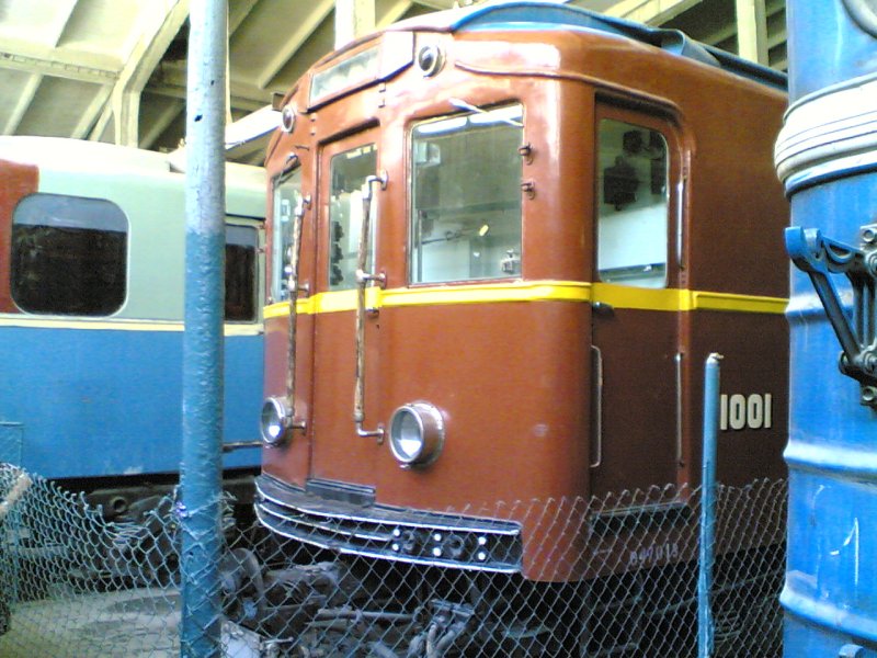Метровагон Яуза кабина
