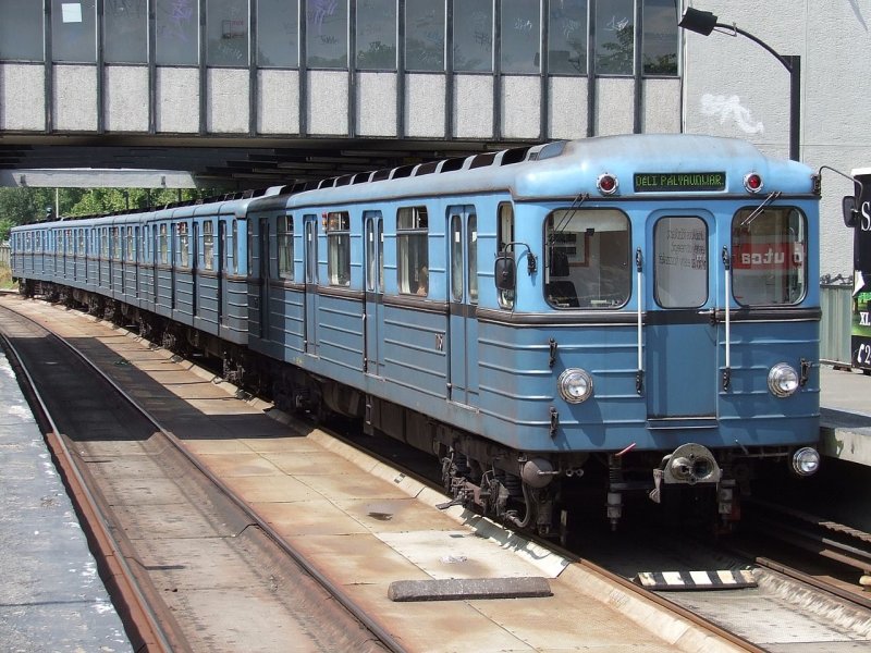 Метровагон ева