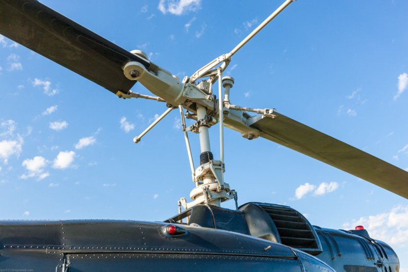 R 44 втулка винта