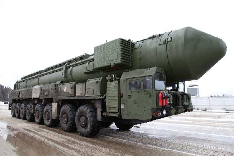 МЗКТ 79221 Тополь м