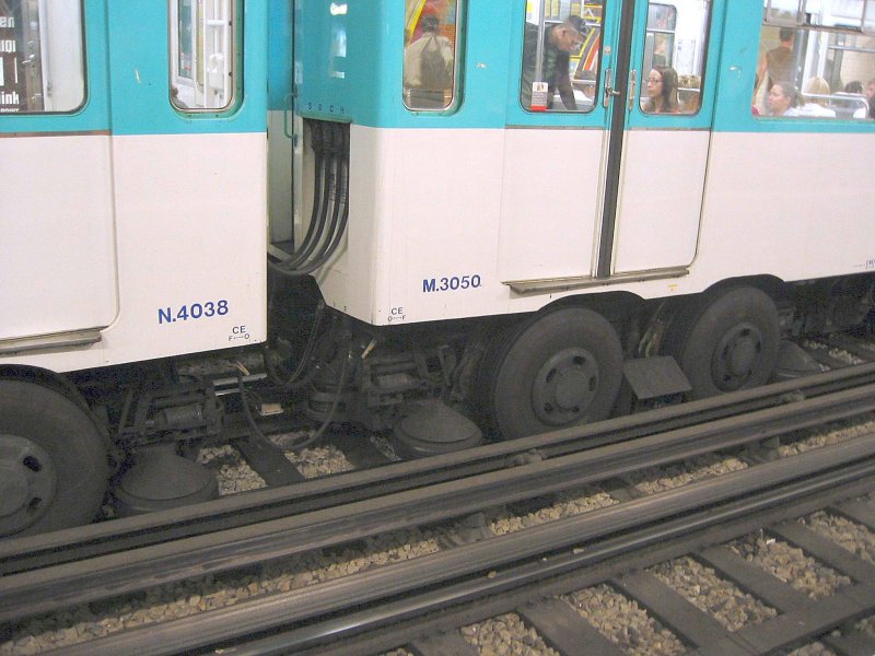 Вагоны метро Парижа