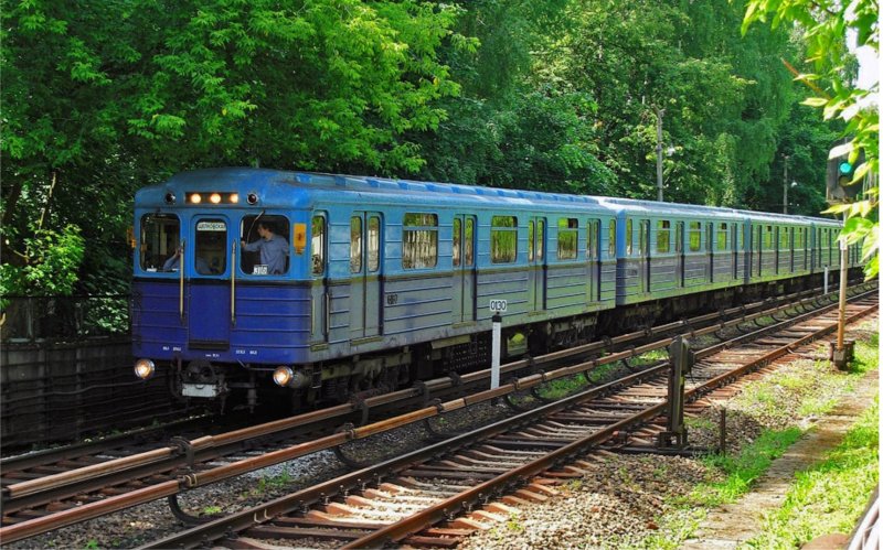 Еж1 вагон метро