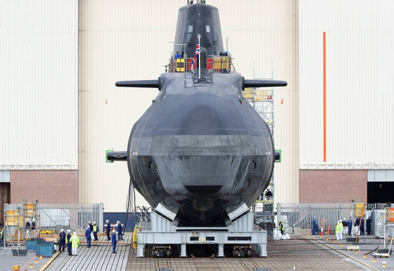 Подводная лодка astute