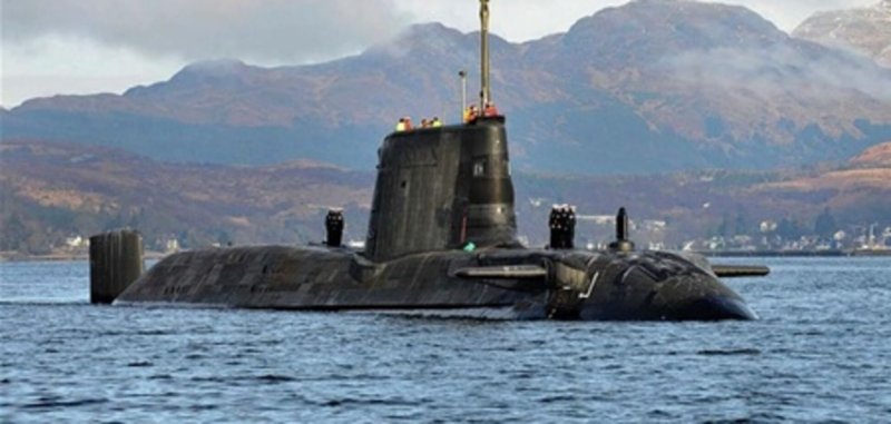 Подлодка HMS astute