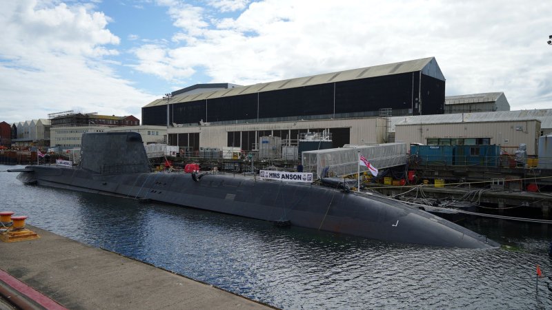 HMS Anson подлодка