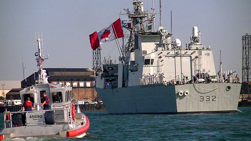 Канадский Фрегат HMCS Halifax