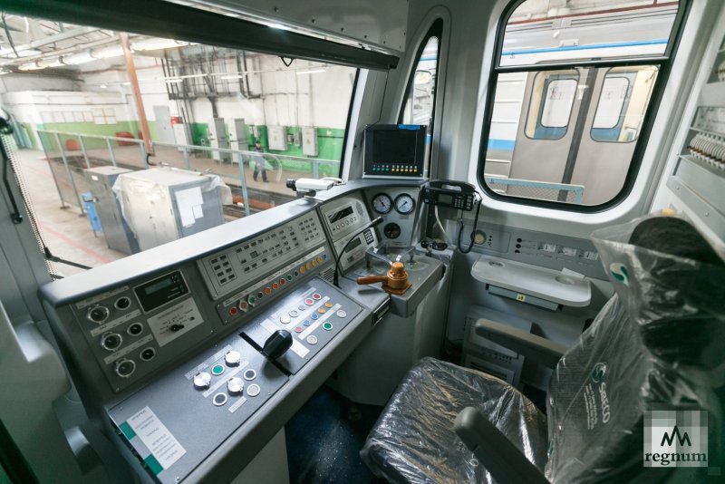 Эр2т 7135 кабина