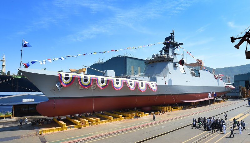 Фрегат Daegu FFG-818