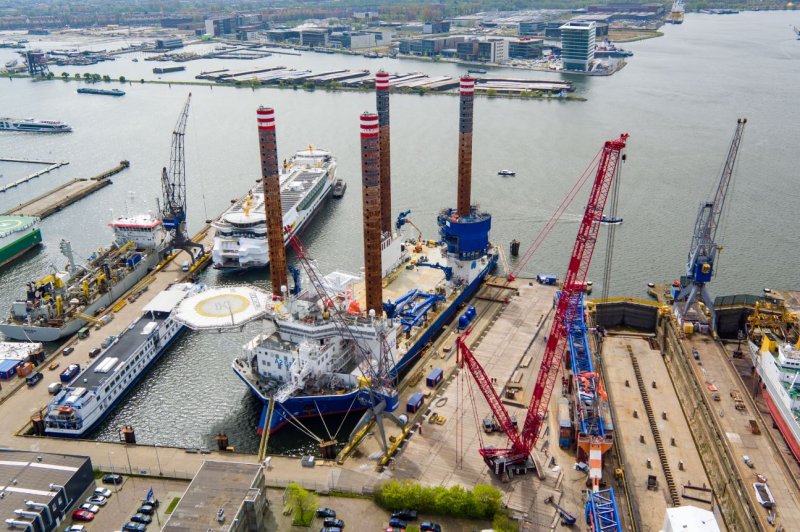 Damen Shipyards верфь