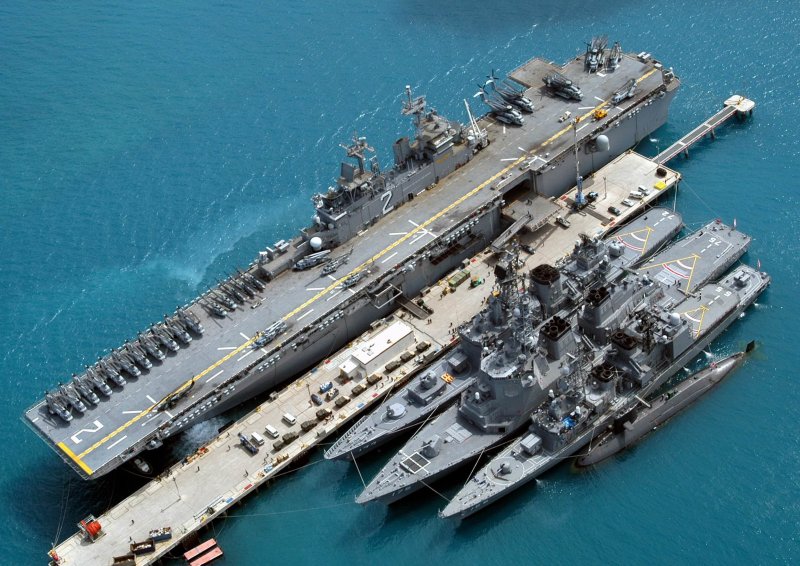 USS Essex LHD-2