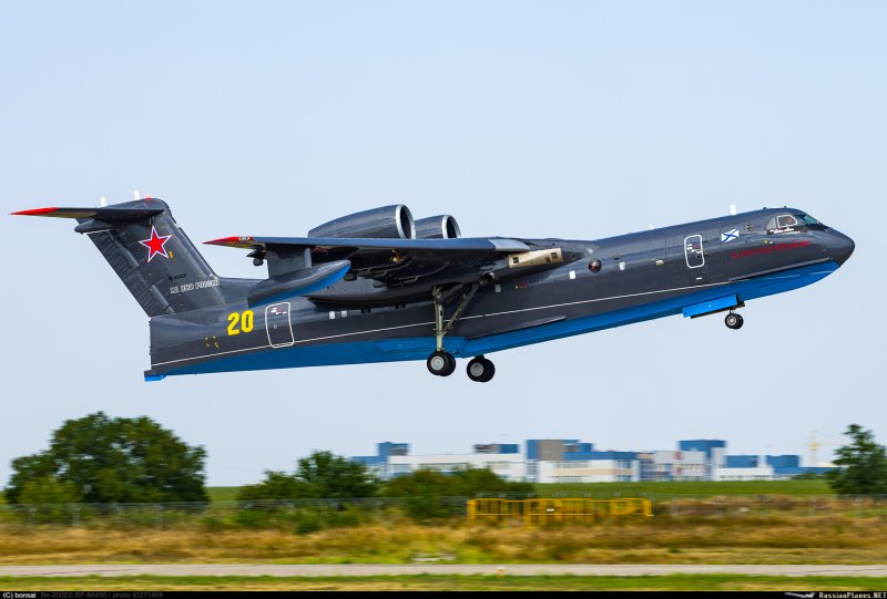 Самолёт-амфибия бе-200чс