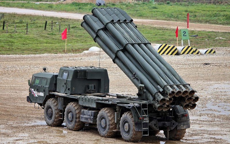 РСЗО 9к58 «смерч»