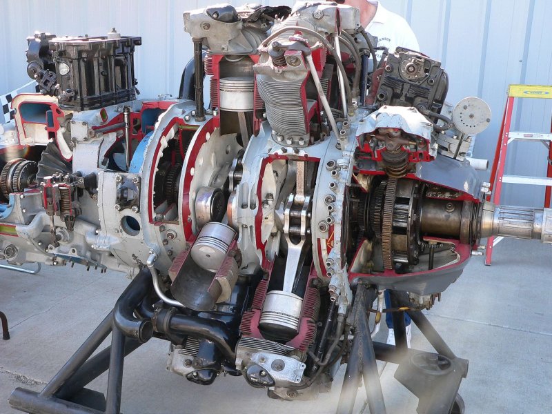 Мотор м-62 авиационный