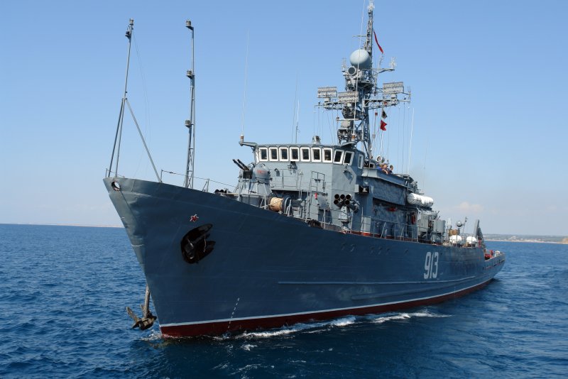 Морской тральщик проекта 266м