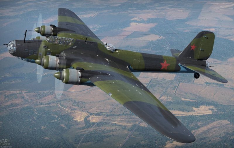 Самолет ТБ-7