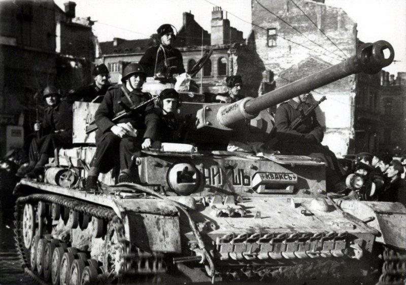 PZ 4 1945