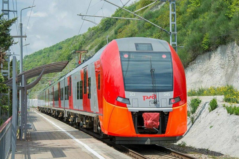 Скоростной поезд Ласточка