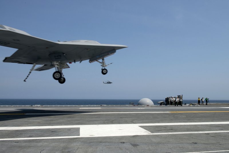 Aircraft Carrier Northrop Grumman x-47b