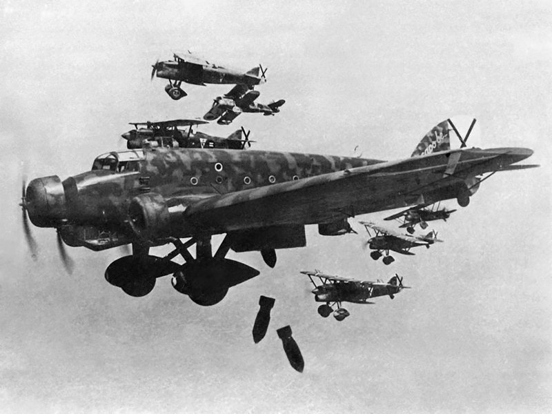 Средний бомбардировщик siai (Савойя-Маркетти) s.81 "ПИПИСТРЕЛЛО"