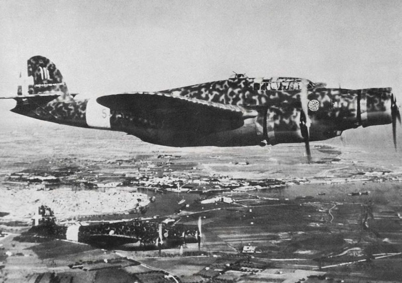 Бомбардировщик Италии ww2
