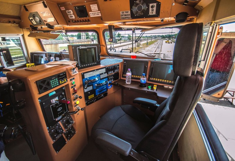 Es44 Cab
