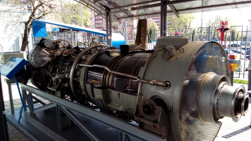 Газотурбинный двигатель НК-12