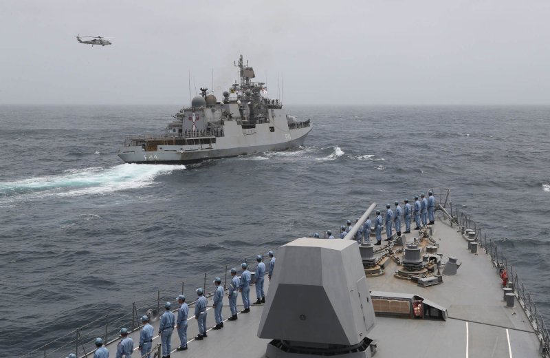 Фрегат 11356 Буревестник