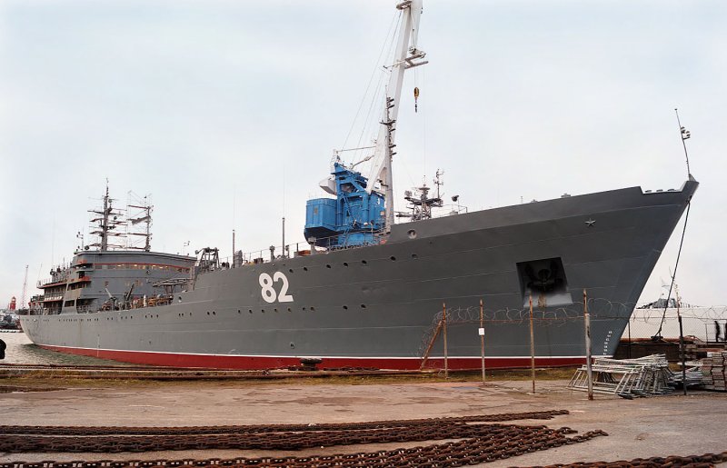ПМ 82 плавучая мастерская