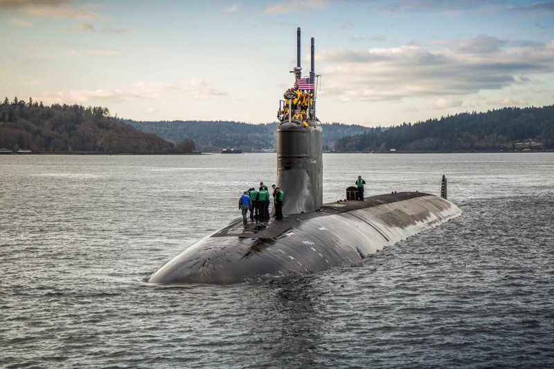 Атомная подлодка USS Connecticut