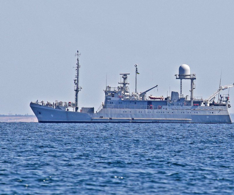 Разведывательный корабль Симферополь ВМС Украины