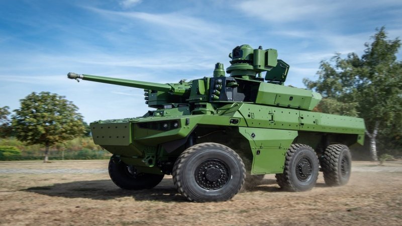 AMX-10rc колесный танк
