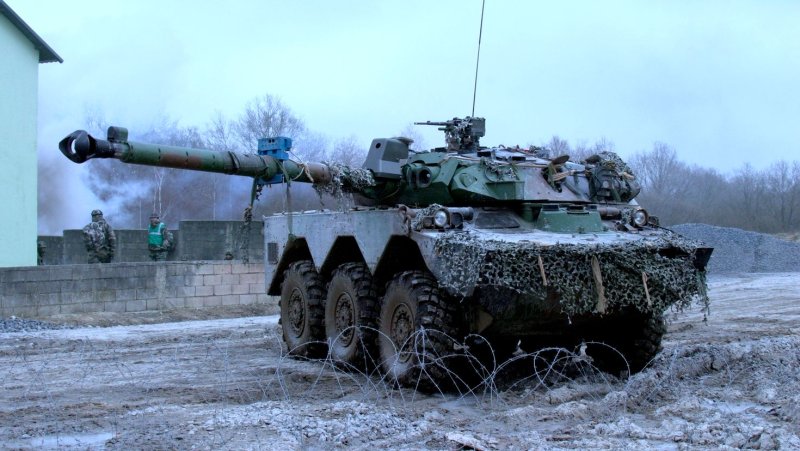 Бронеавтомобили AMX-10rc