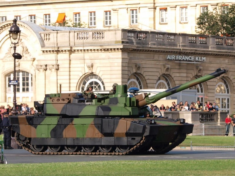 Танк AMX-56 Leclerc