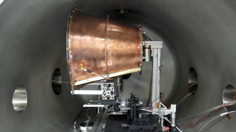 Ракетный двигатель EMDRIVE