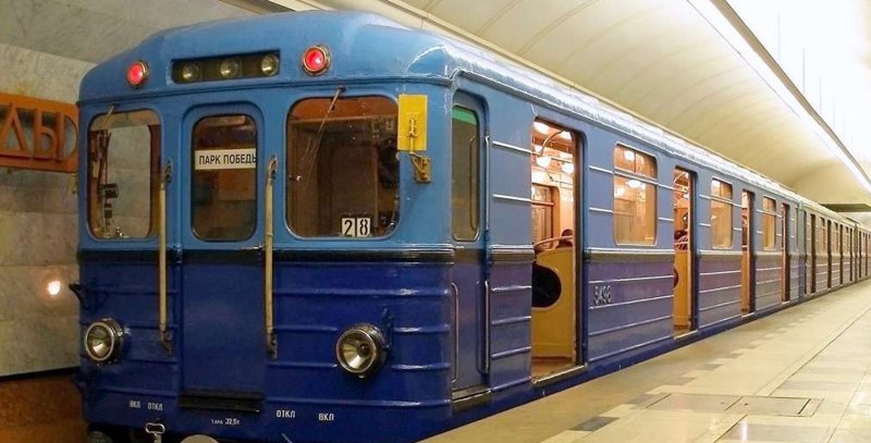 Еж-3 вагон метро