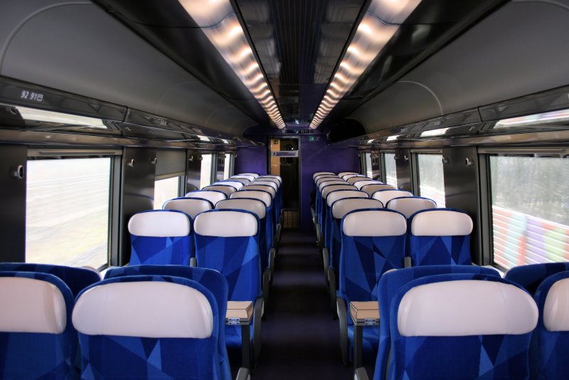 Train class 166 внутри