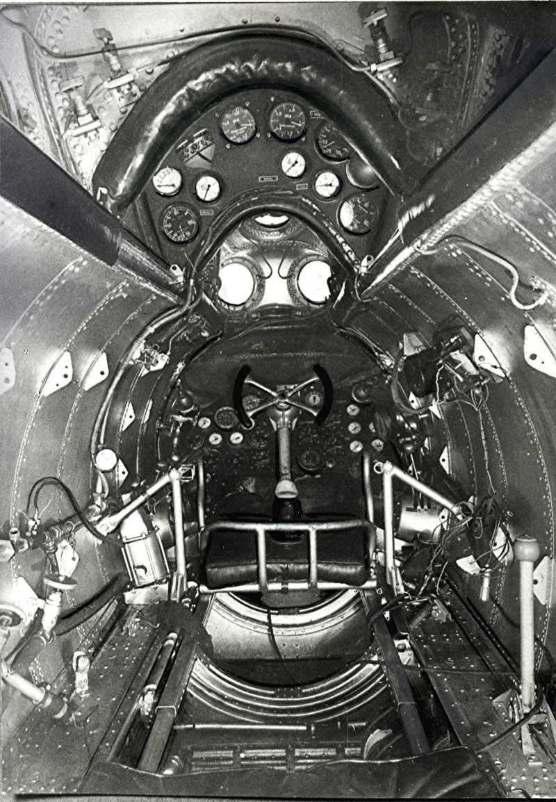 Ju 49 кабина