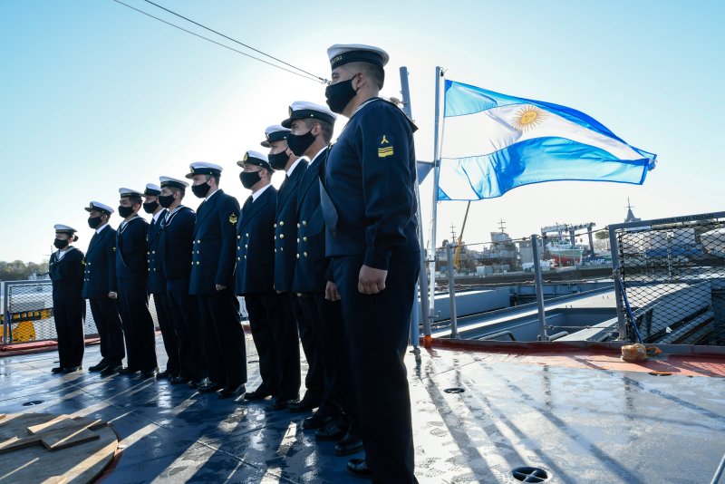 Аргентинский военный корабль