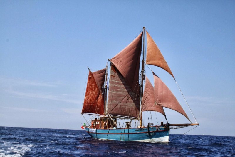 Gaff Ketch Boat